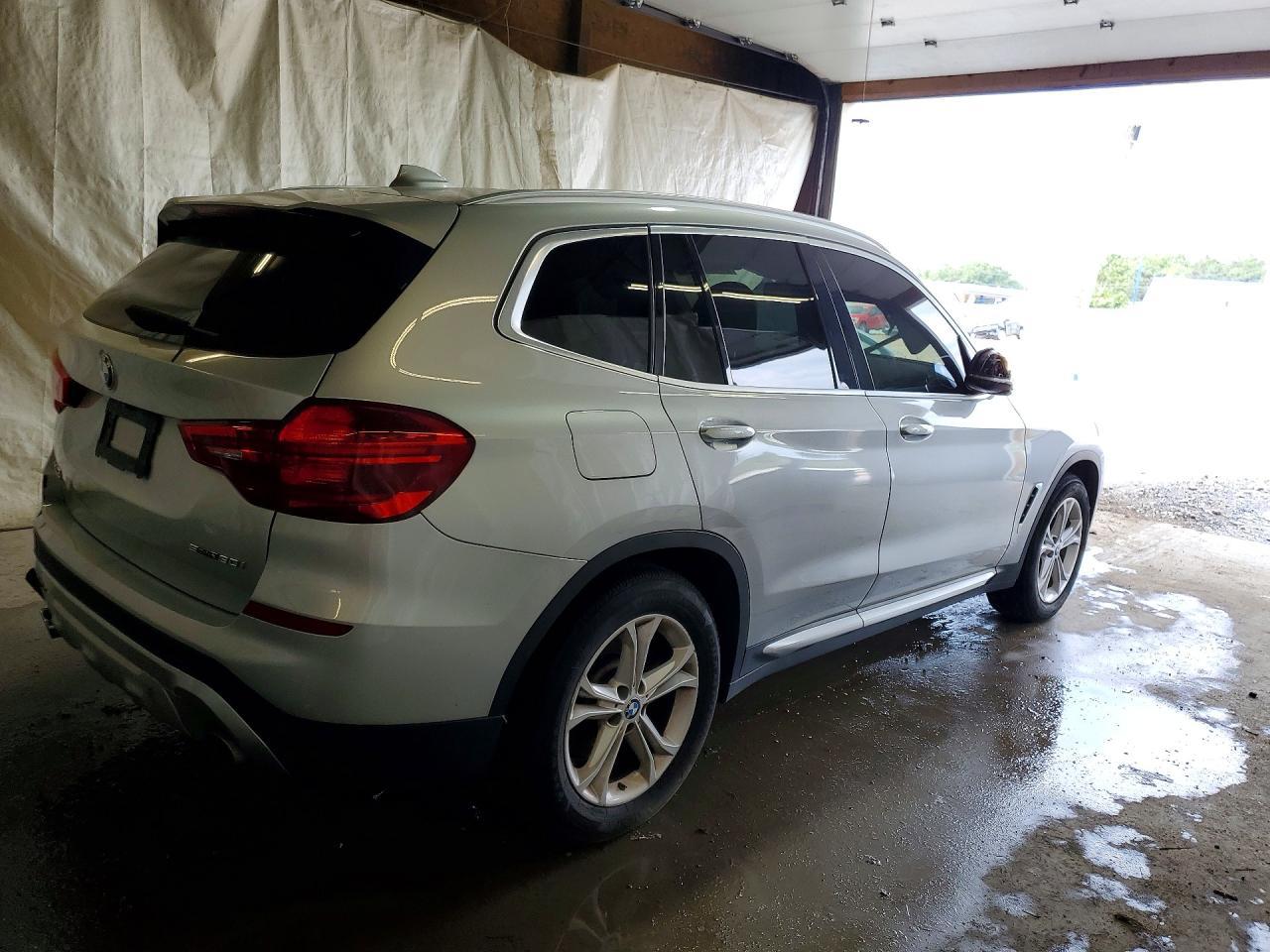 2019 BMW X3 - Фото 3