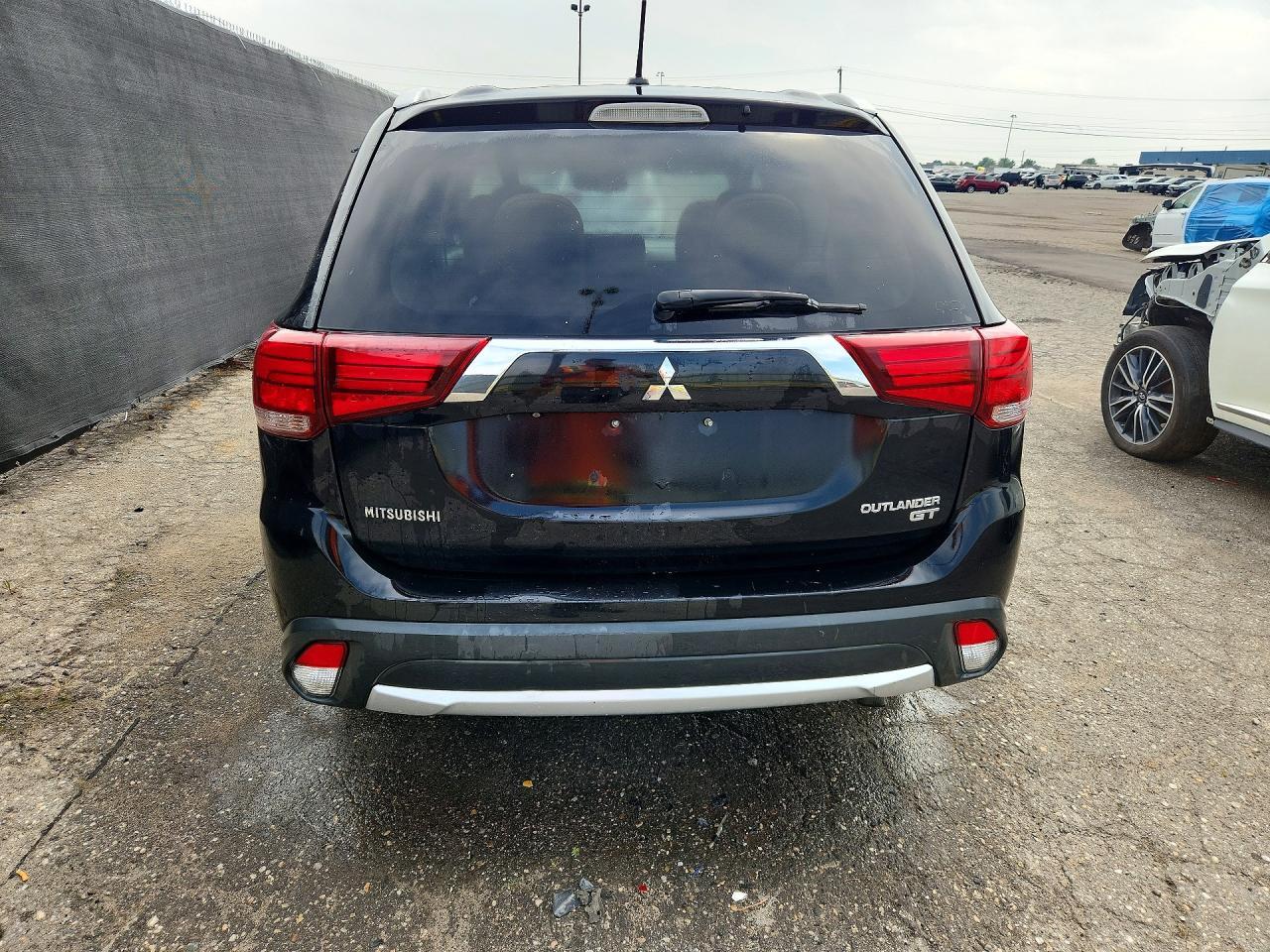 2016 Mitsubishi Outlander Gt - Фото 6