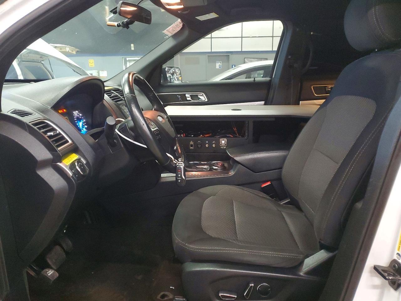 2017 Ford Explorer Xlt - Image 7