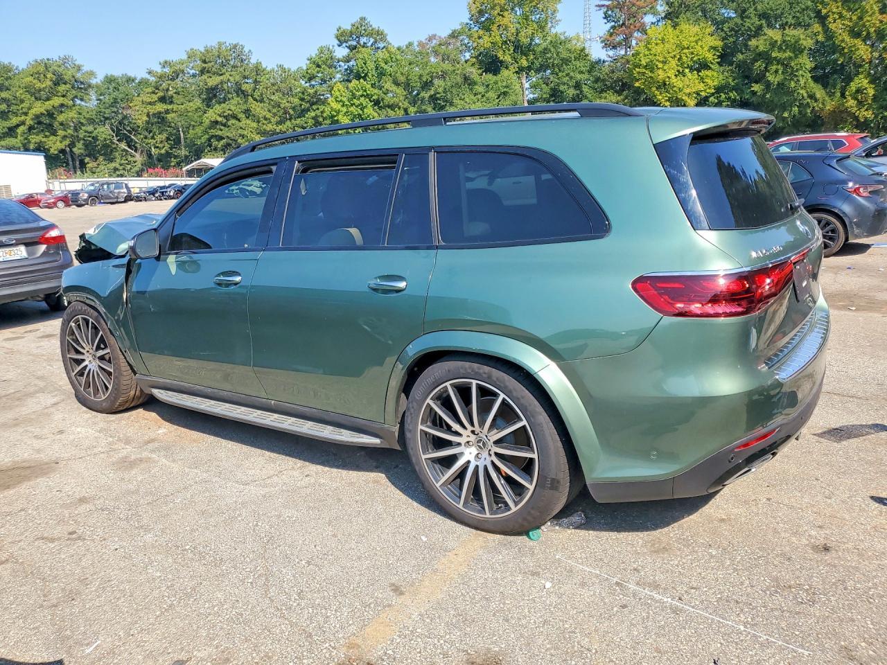 2025 Mercedes-Benz Gls 450 4Matic - Image 2
