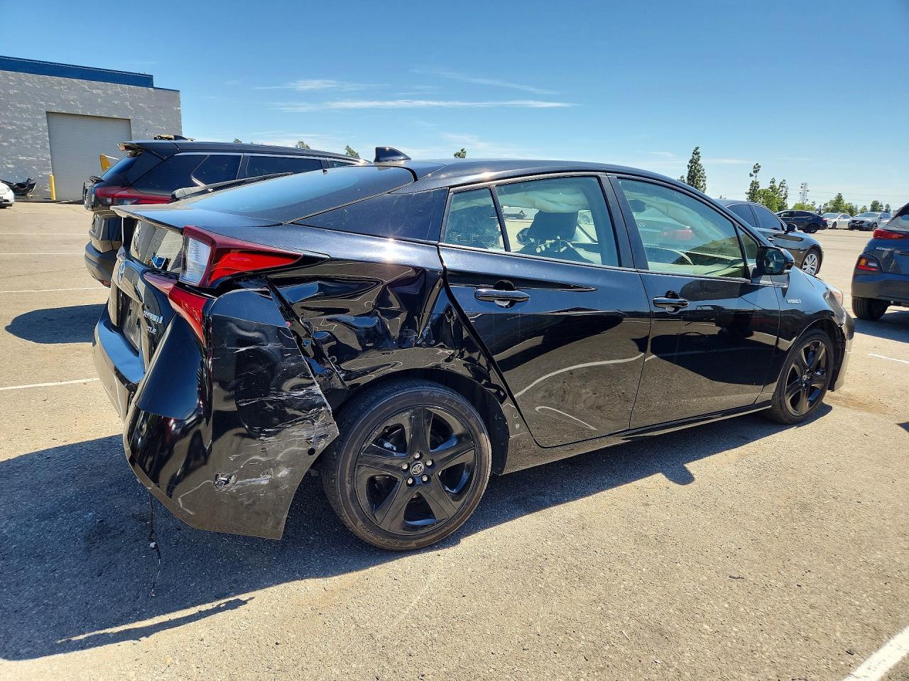 2022 Toyota Prius Xle - Фото 3