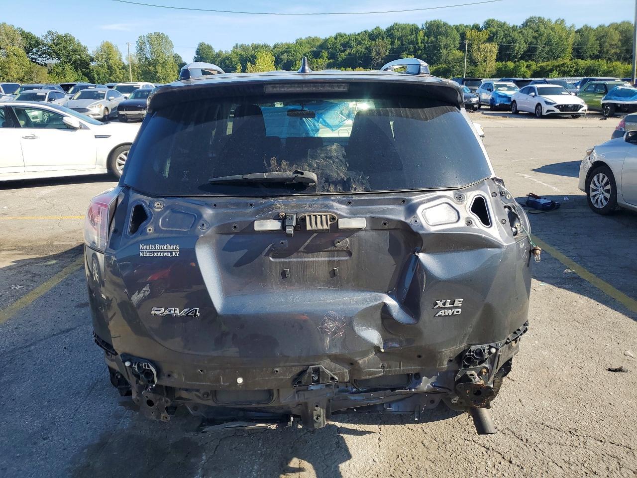 2016 Toyota Rav4 Xle - Image 6