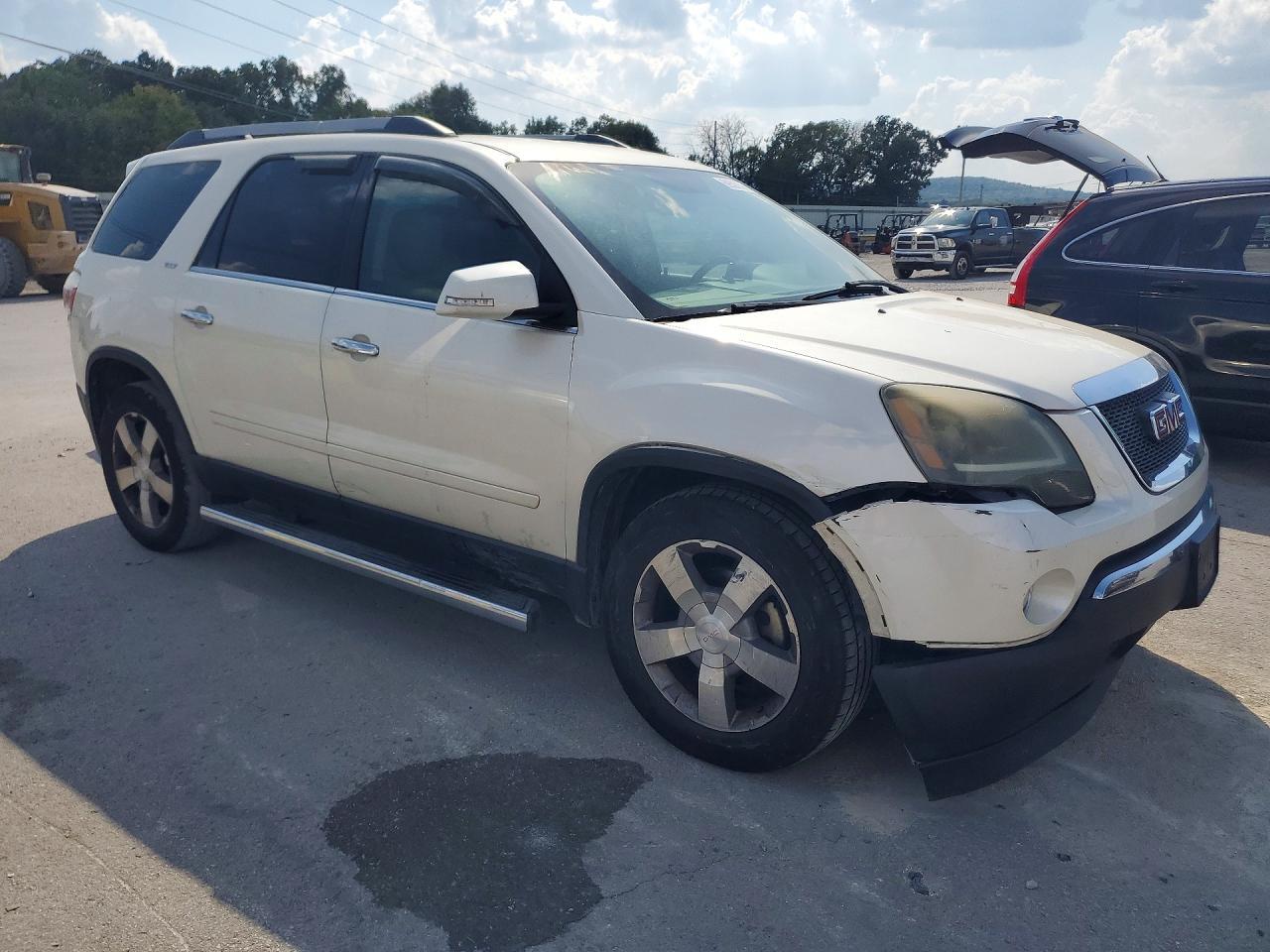 2011 GMC Acadia Slt-1 - Image 4
