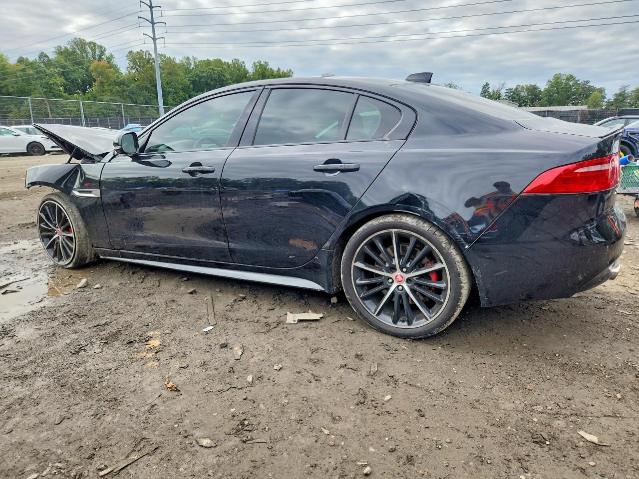 2018 Jaguar Xe S - Фото 2