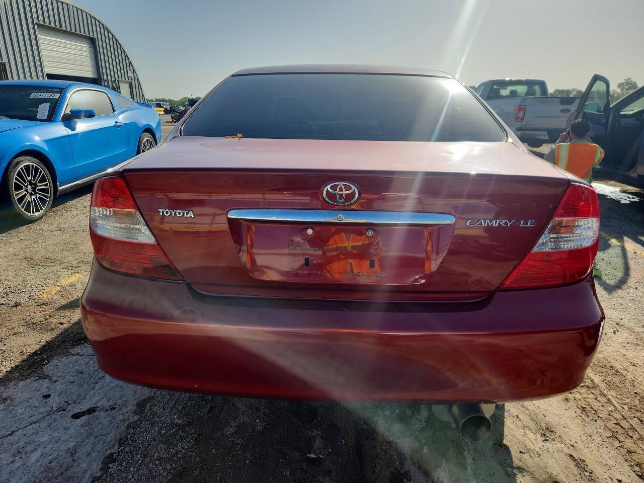 2004 Toyota Camry Le V6 - Фото 6