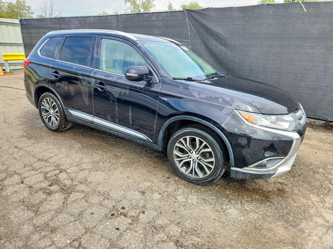 2016 Mitsubishi Outlander Gt - Фото 4