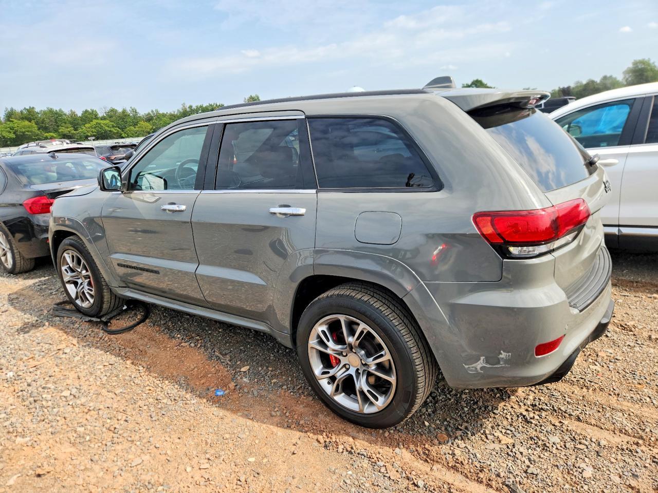 2020 Jeep Grand Cherokee Srt-8 - Image 2