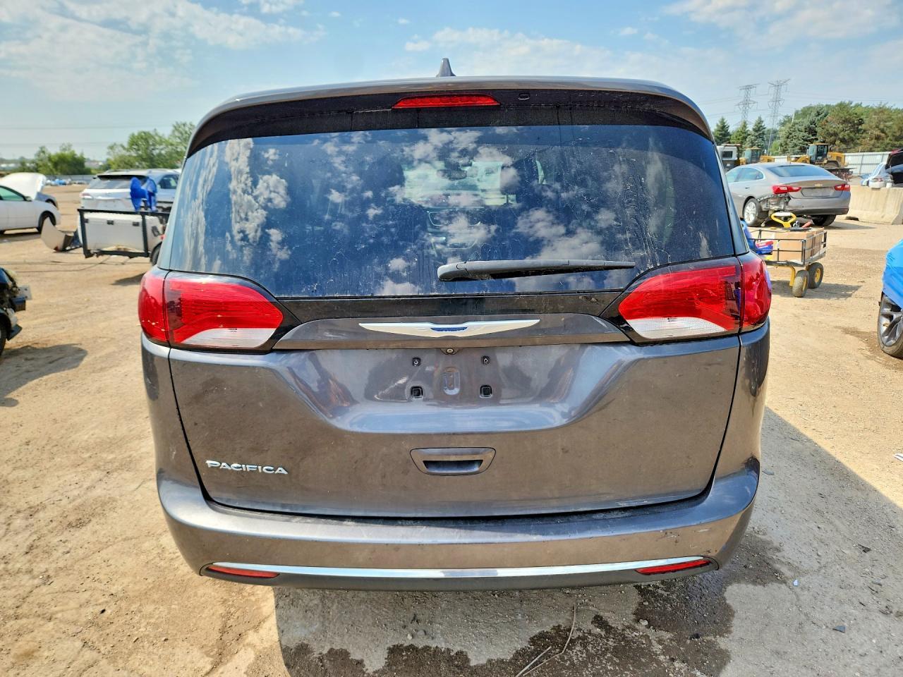 2017 Chrysler Pacifica Touring L - Фото 6
