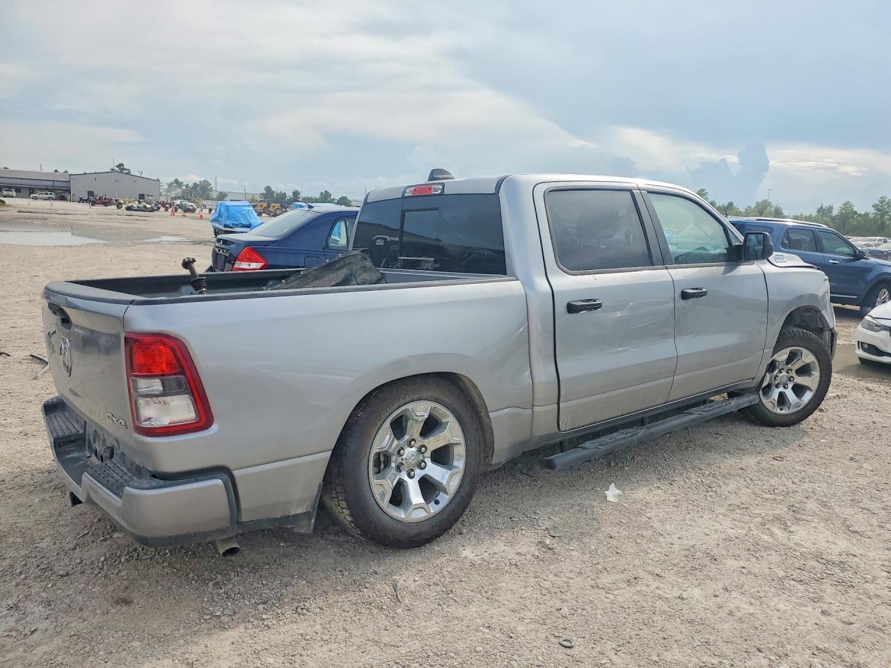 2024 Ram 1500 Tradesman - Фото 3