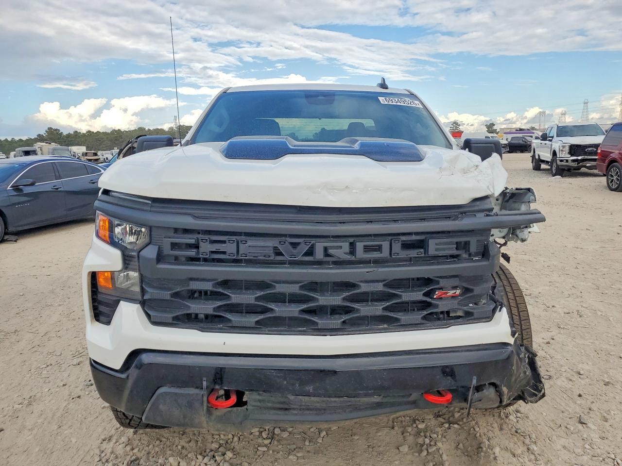 2026 Chevrolet Silverado K1500 Trail Boss Custom - Image 5