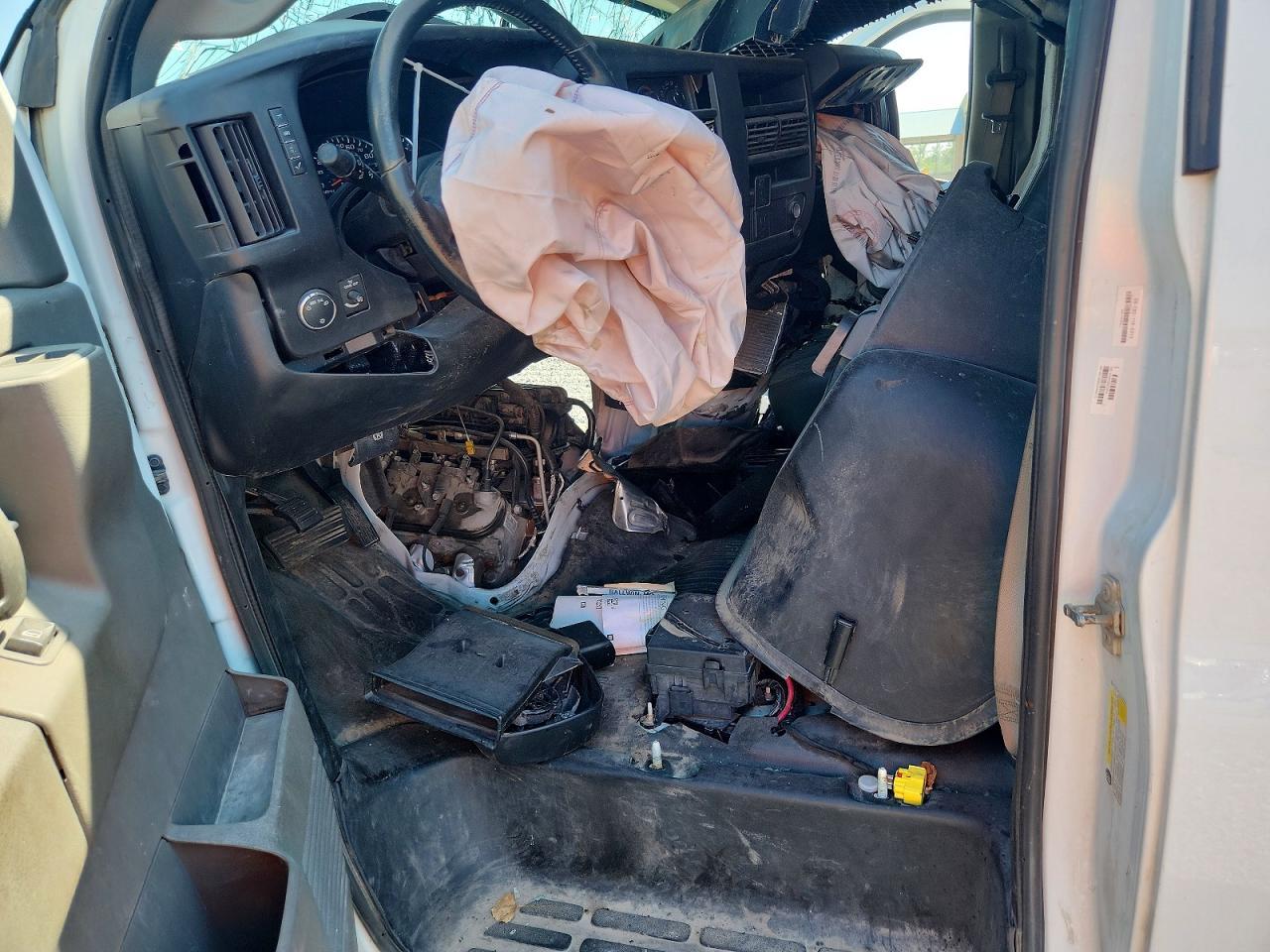 2020 Chevrolet Express G2500 Delivery Van - Image 7