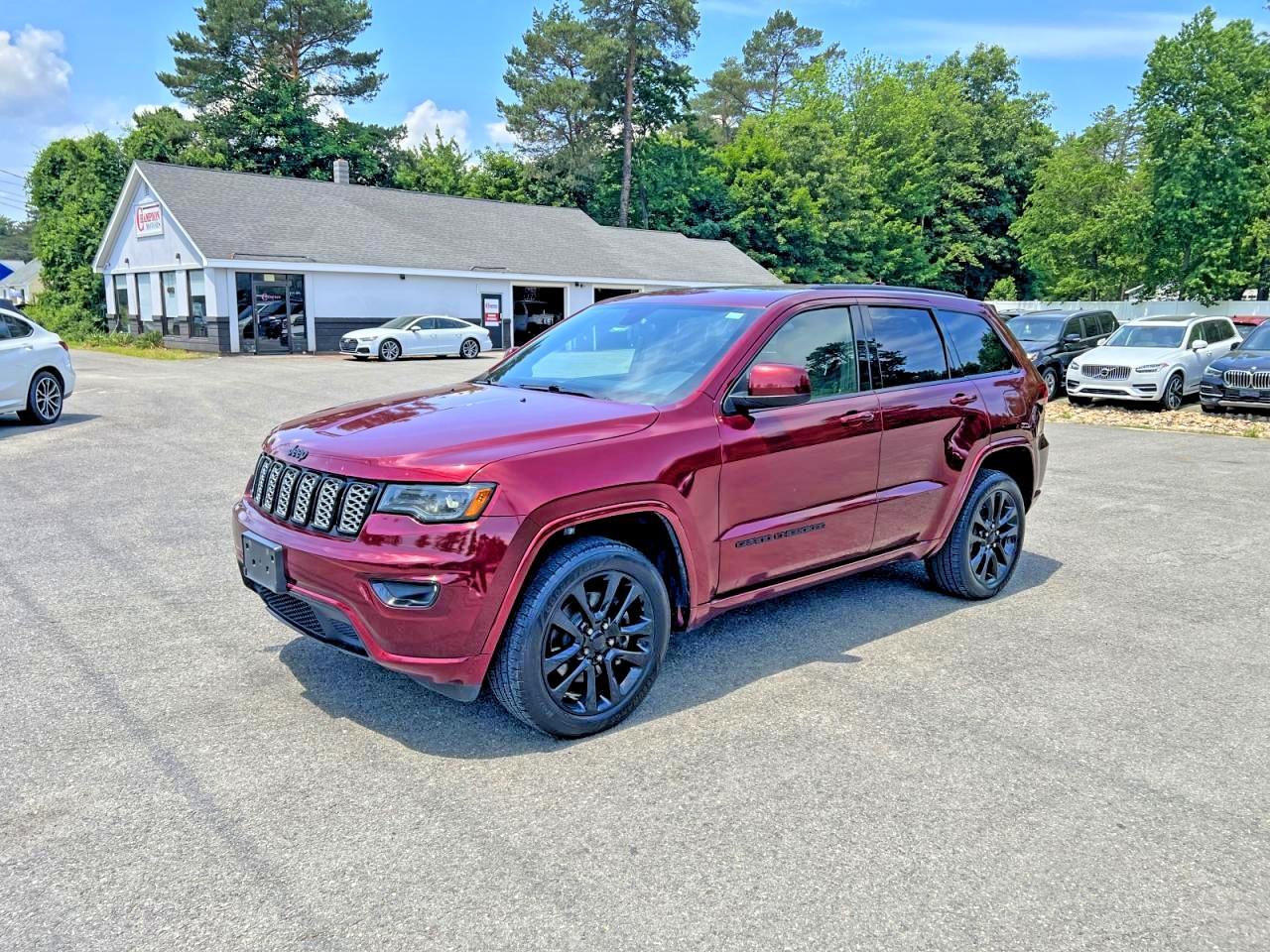 2021 Jeep Grand Cherokee Laredo - Фото 2