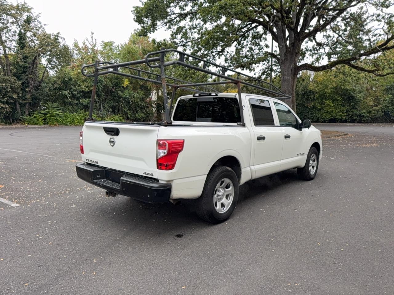 2021 Nissan Titan S - Фото 4