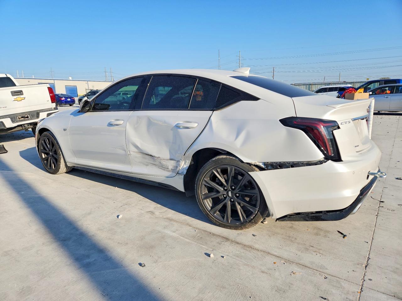 2021 Cadillac Ct5 Sport - Фото 2