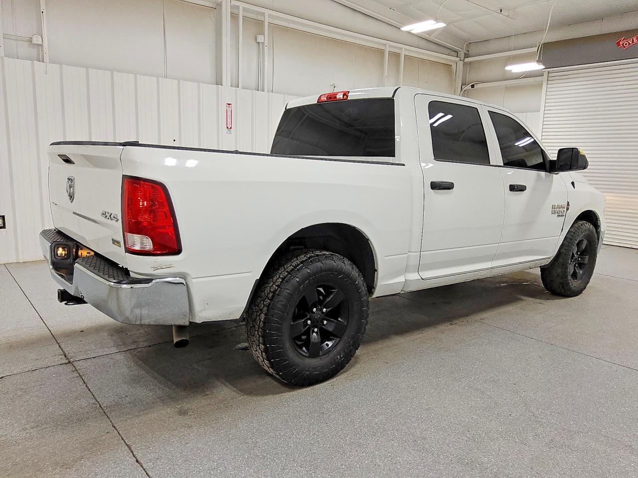 2019 Ram 1500 Classic Tradesman - Фото 3