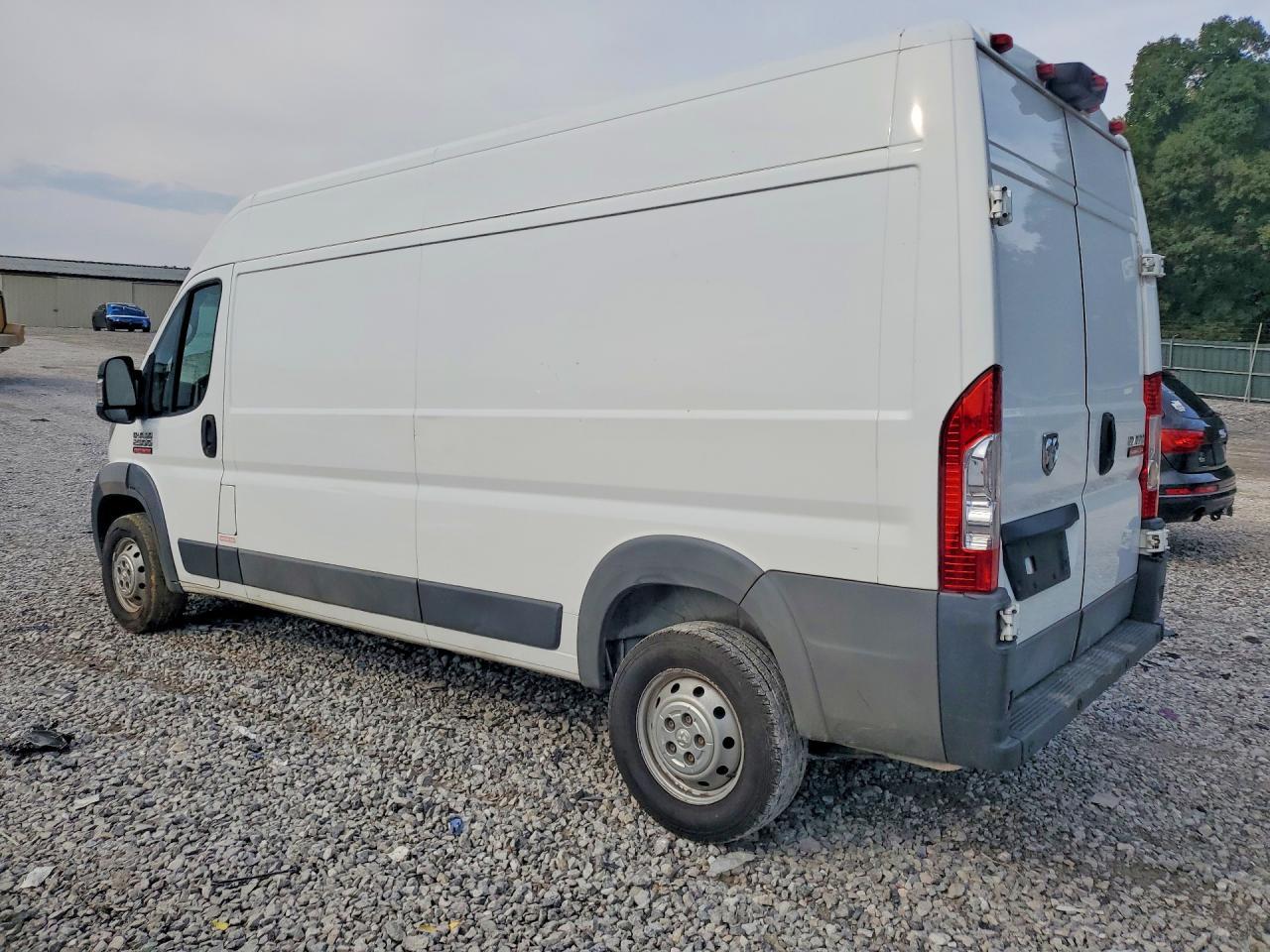 2018 Ram Promaster 2500 Vf Delivery Van - Image 2