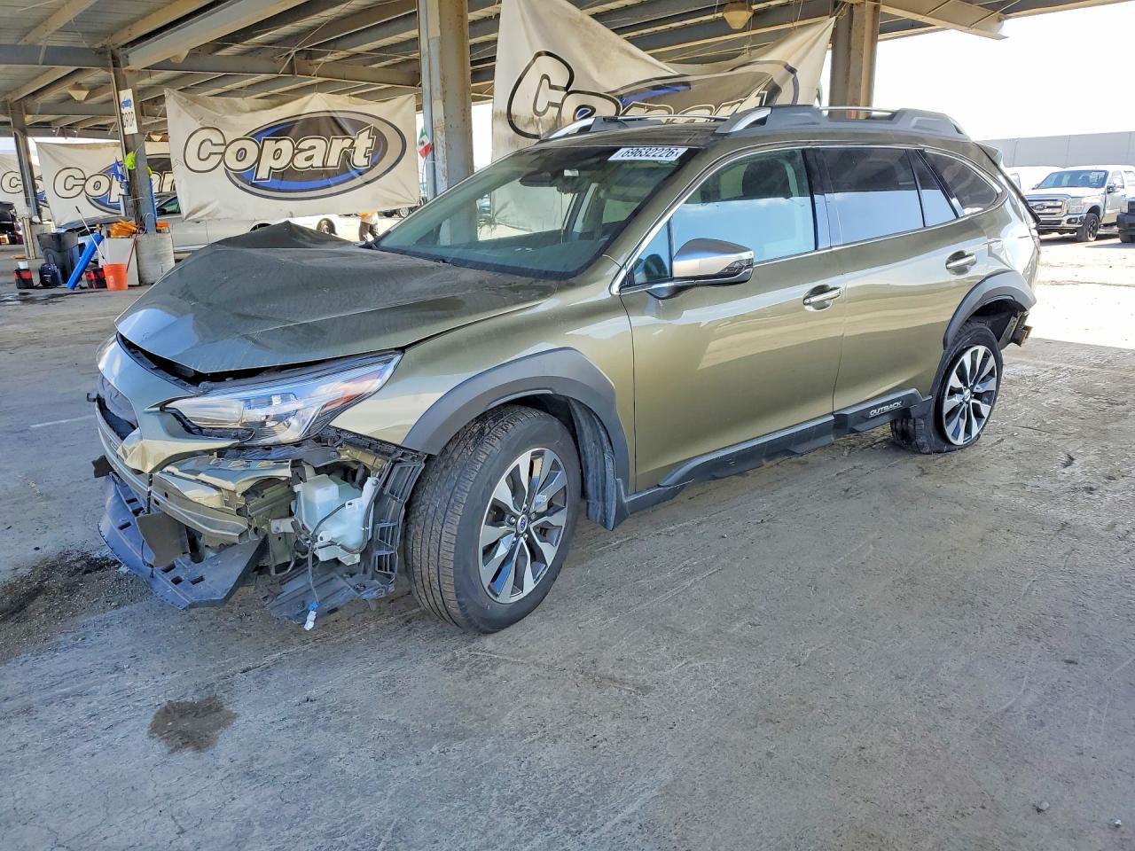 2023 Subaru Outback Touring