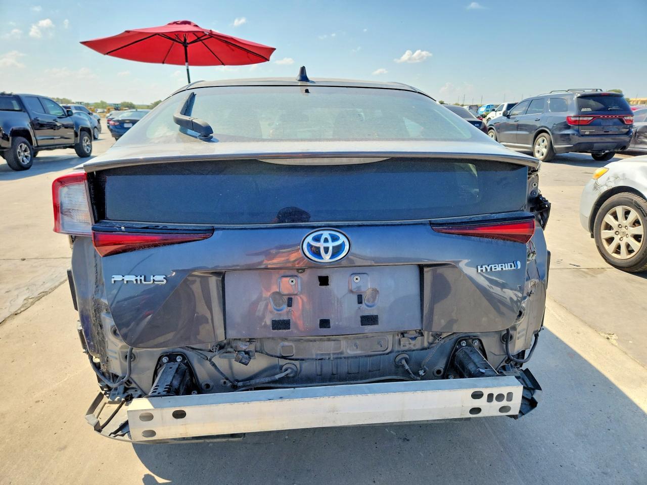2022 Toyota Prius Le - Image 6