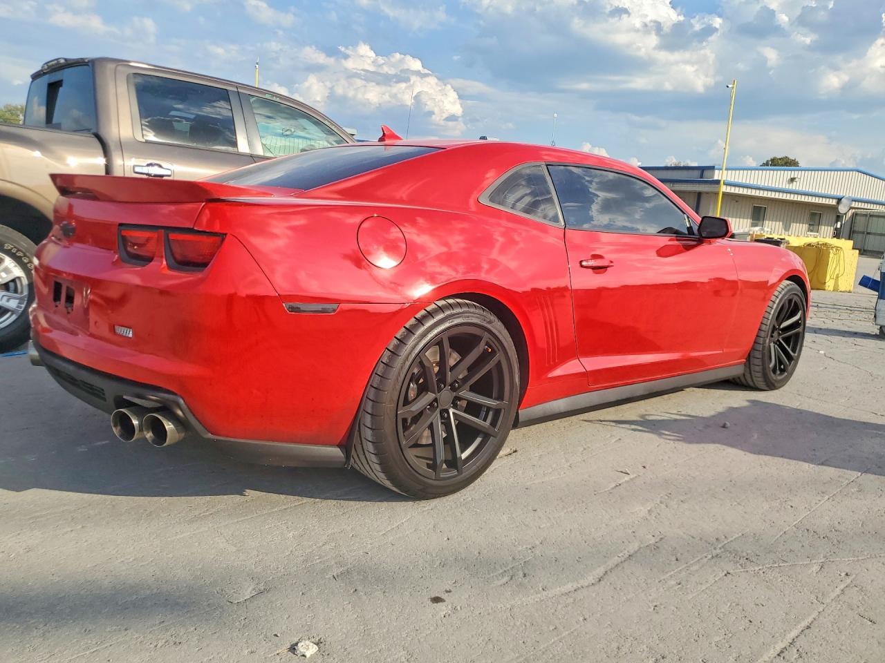 2013 Chevrolet Camaro Zl1 - Image 3