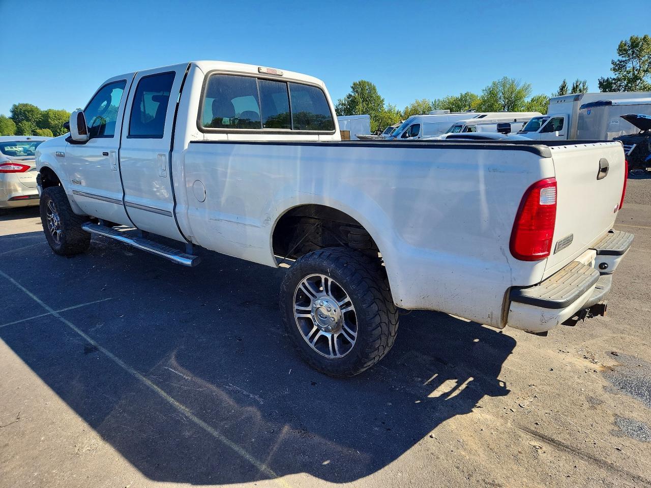 2006 Ford F250 Super Duty - Image 2
