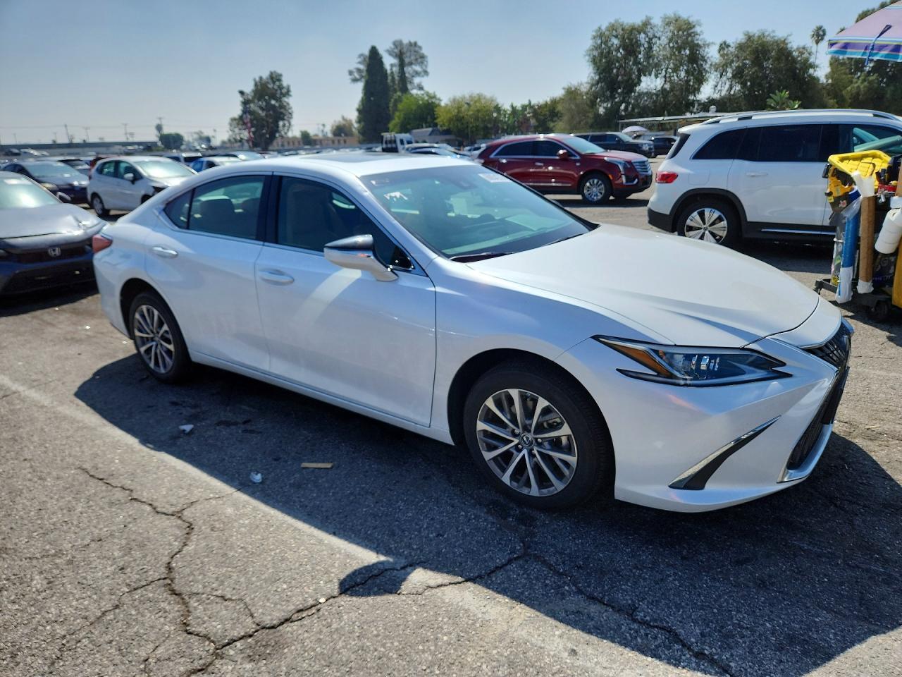 2025 Lexus Es 350 Base - Image 4