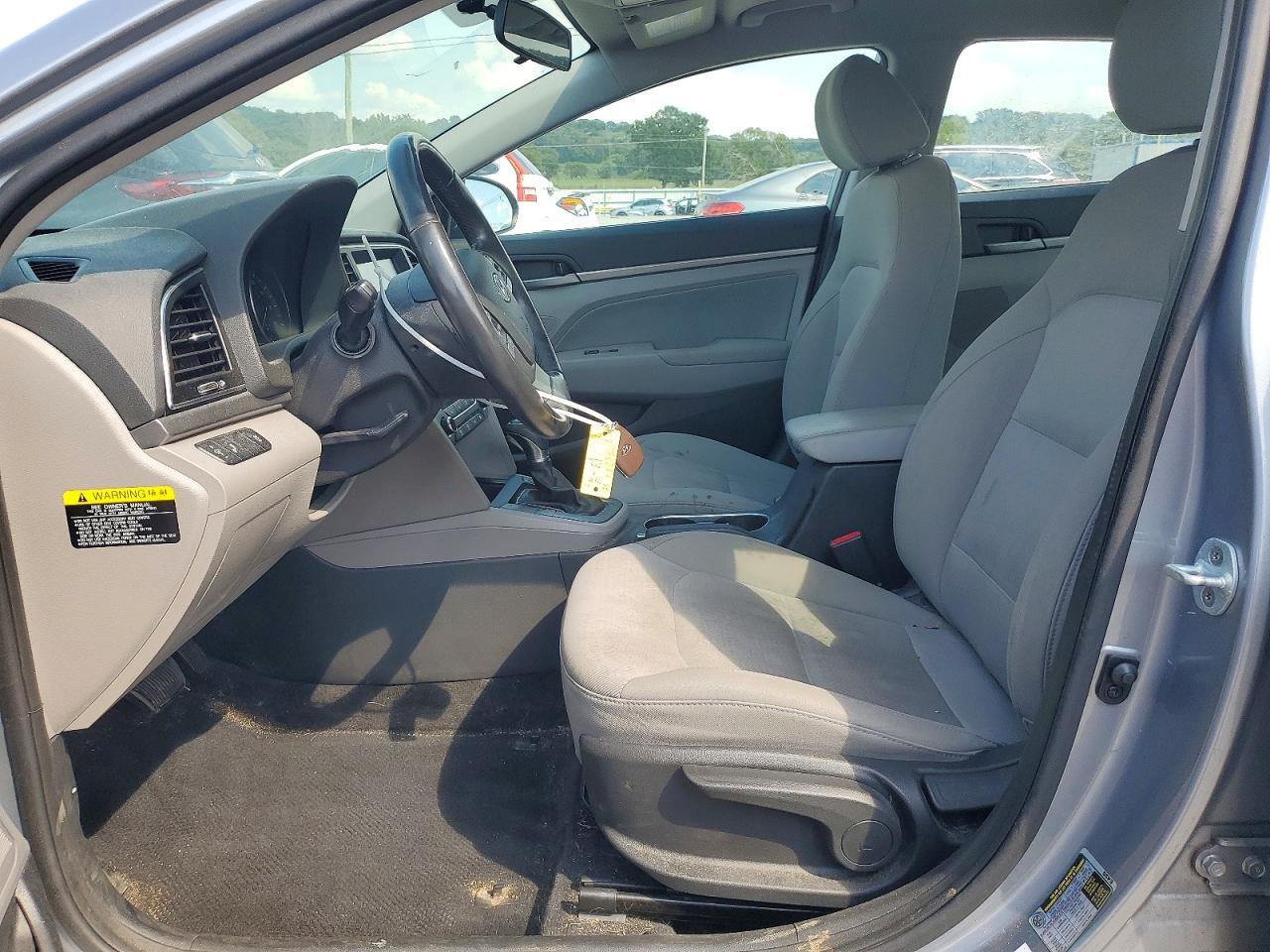 2017 Hyundai Elantra Se - Image 7