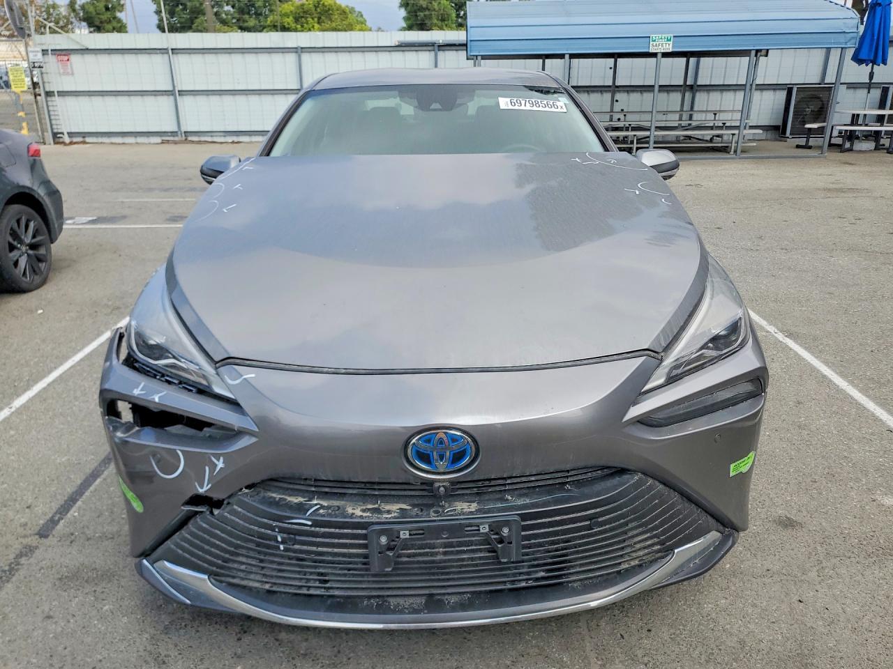2022 Toyota Mirai Xle - Image 5