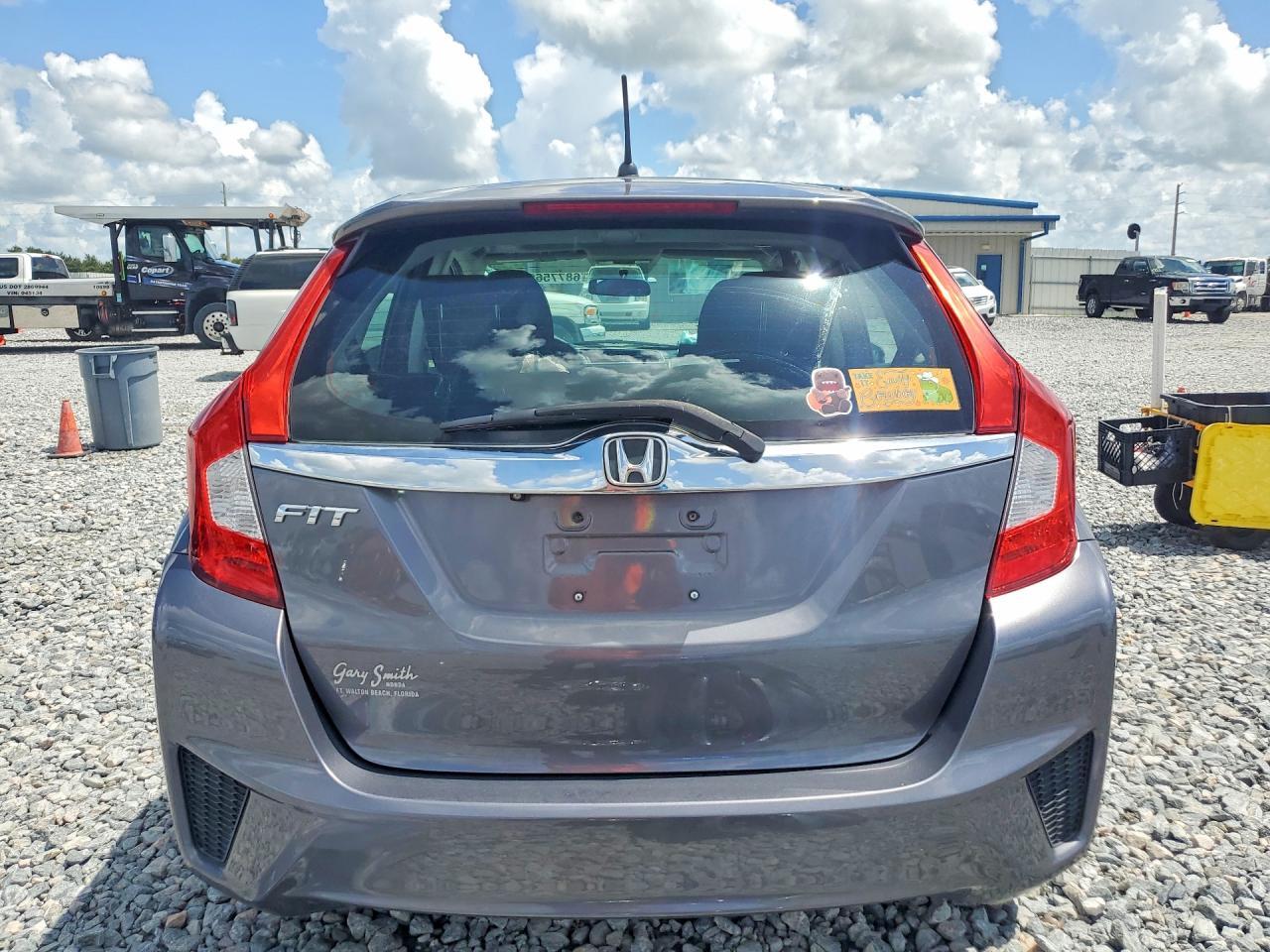 2015 Honda Fit Ex - Image 6
