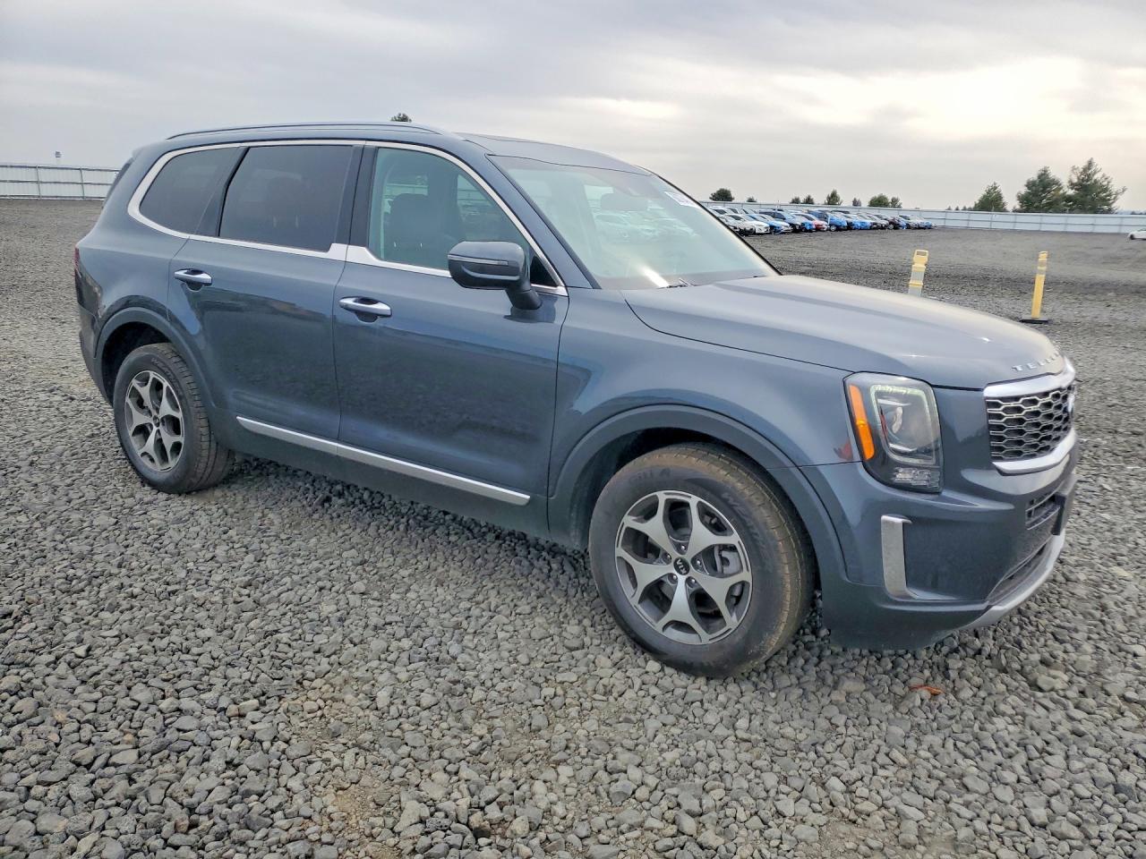 2021 Kia Telluride S - Image 4