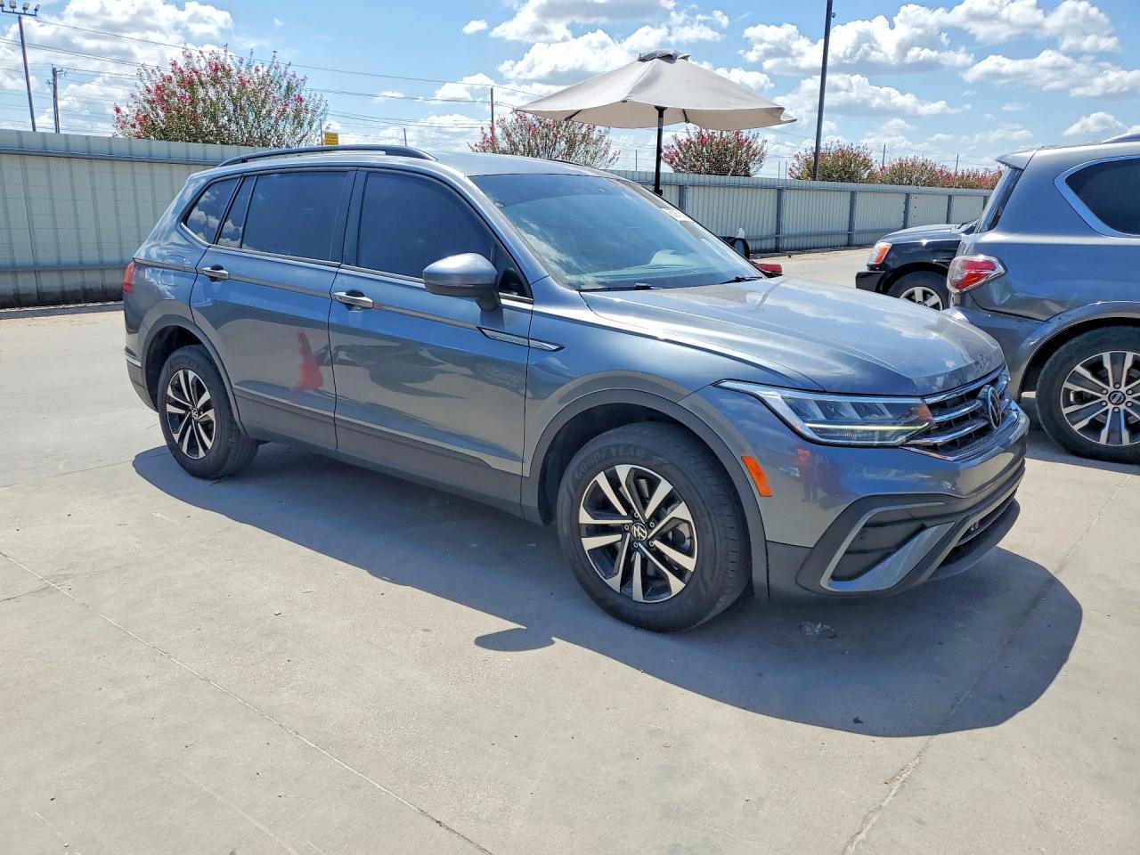 2023 Volkswagen Tiguan S - Фото 4