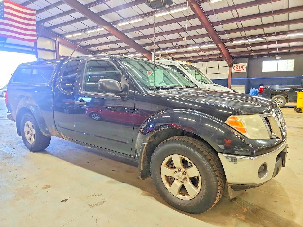2011 Nissan Frontier Sv V6 - Image 4