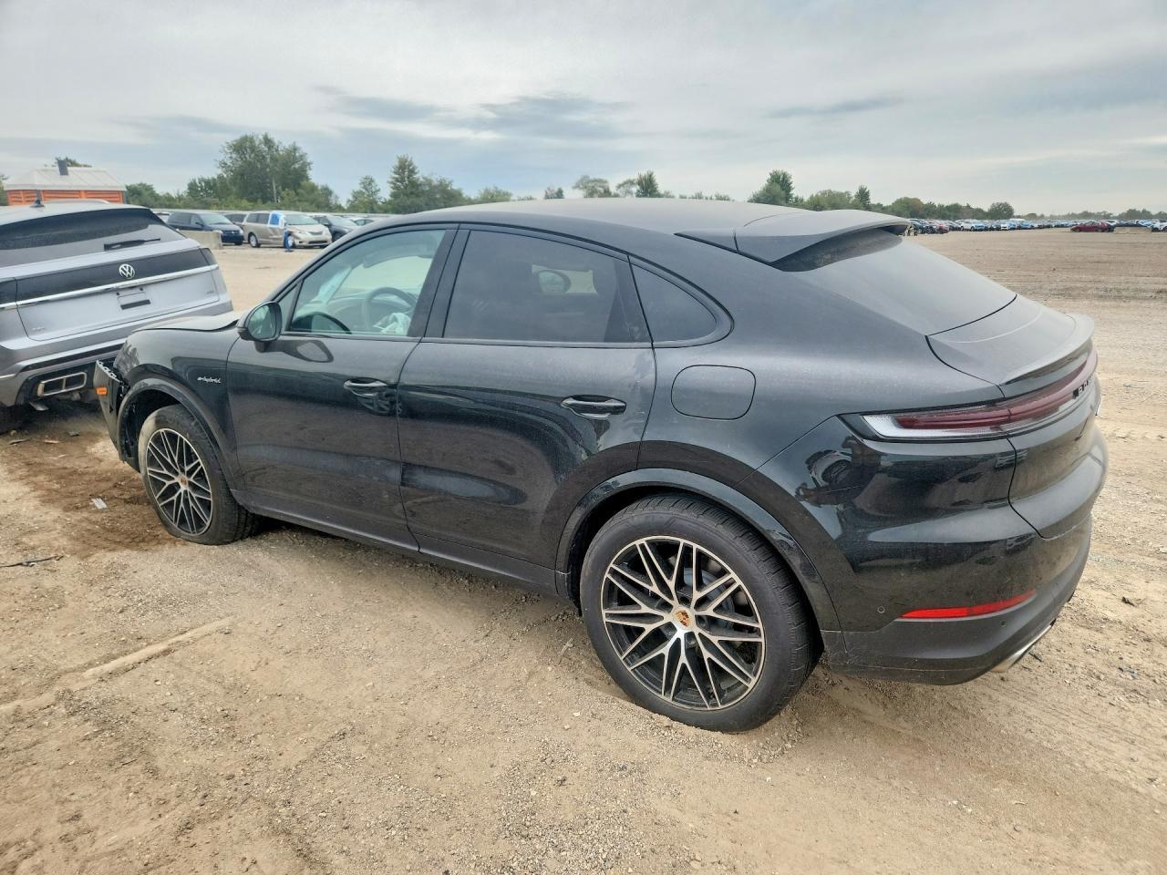 2025 Porsche Cayenne E Hybrid Coupe - Фото 2