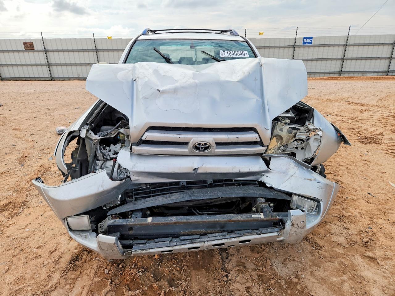 2005 Toyota 4Runner Limited - Image 5