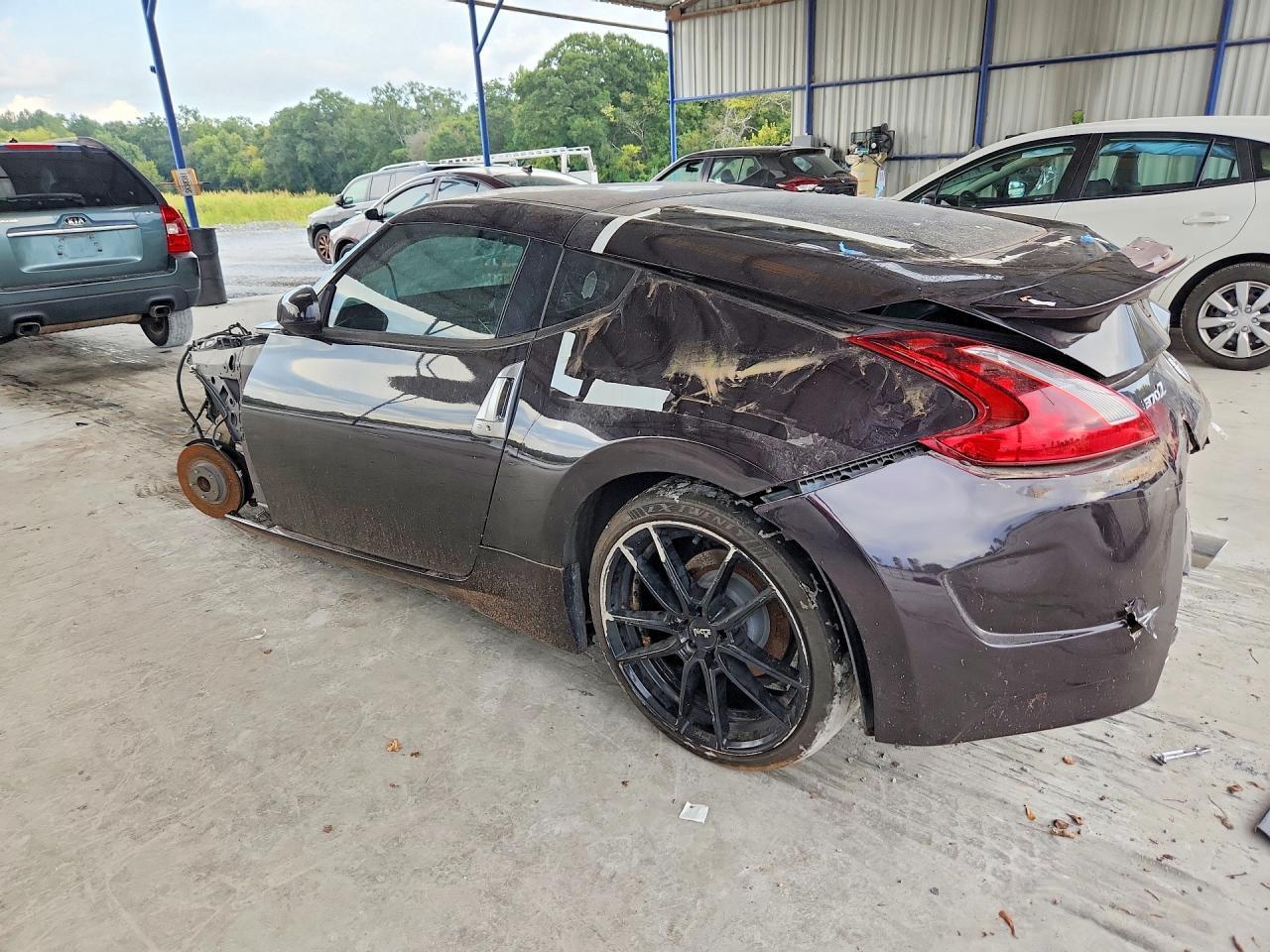 2013 Nissan 370Z Base - Image 2