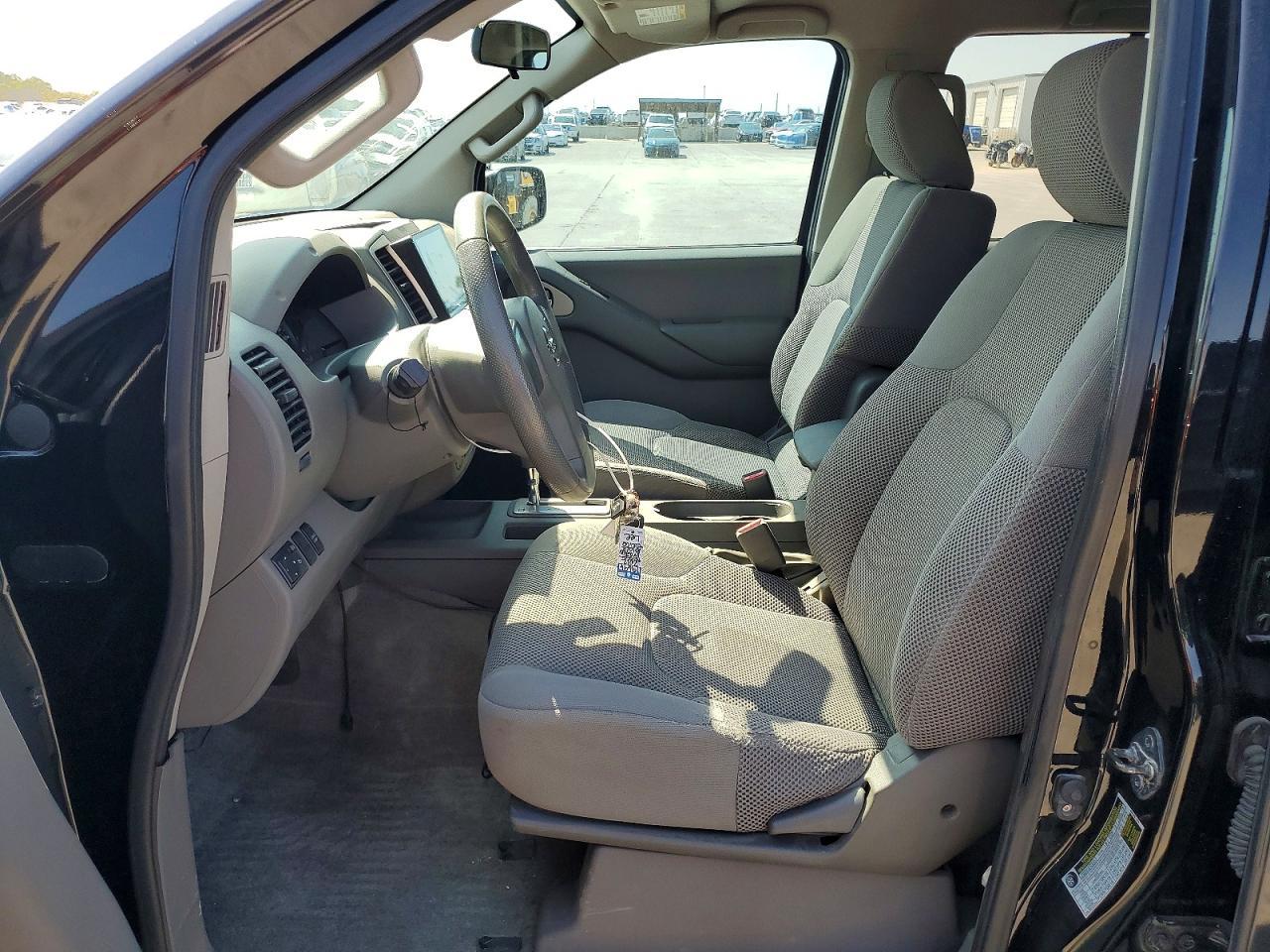 2012 Nissan Frontier S - Фото 7