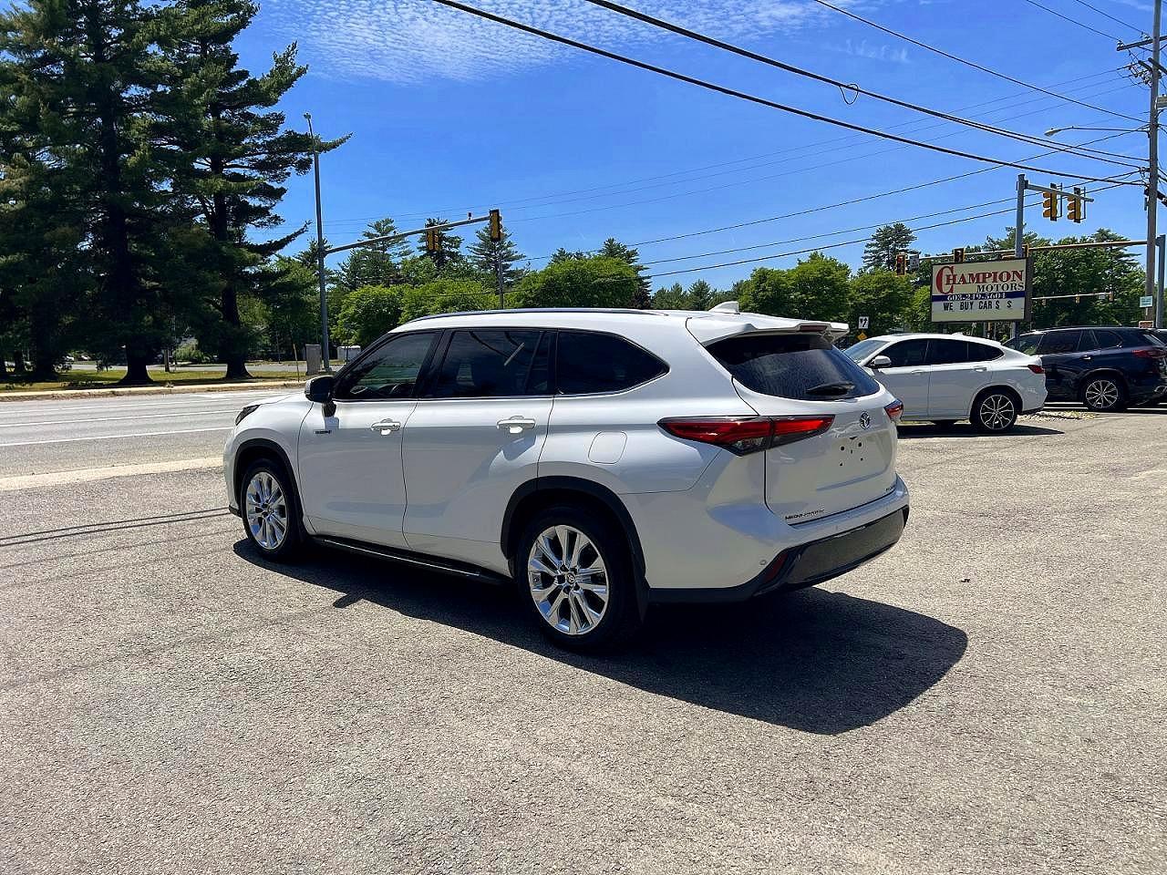 2021 Toyota Highlander Hybrid Limited - Фото 3