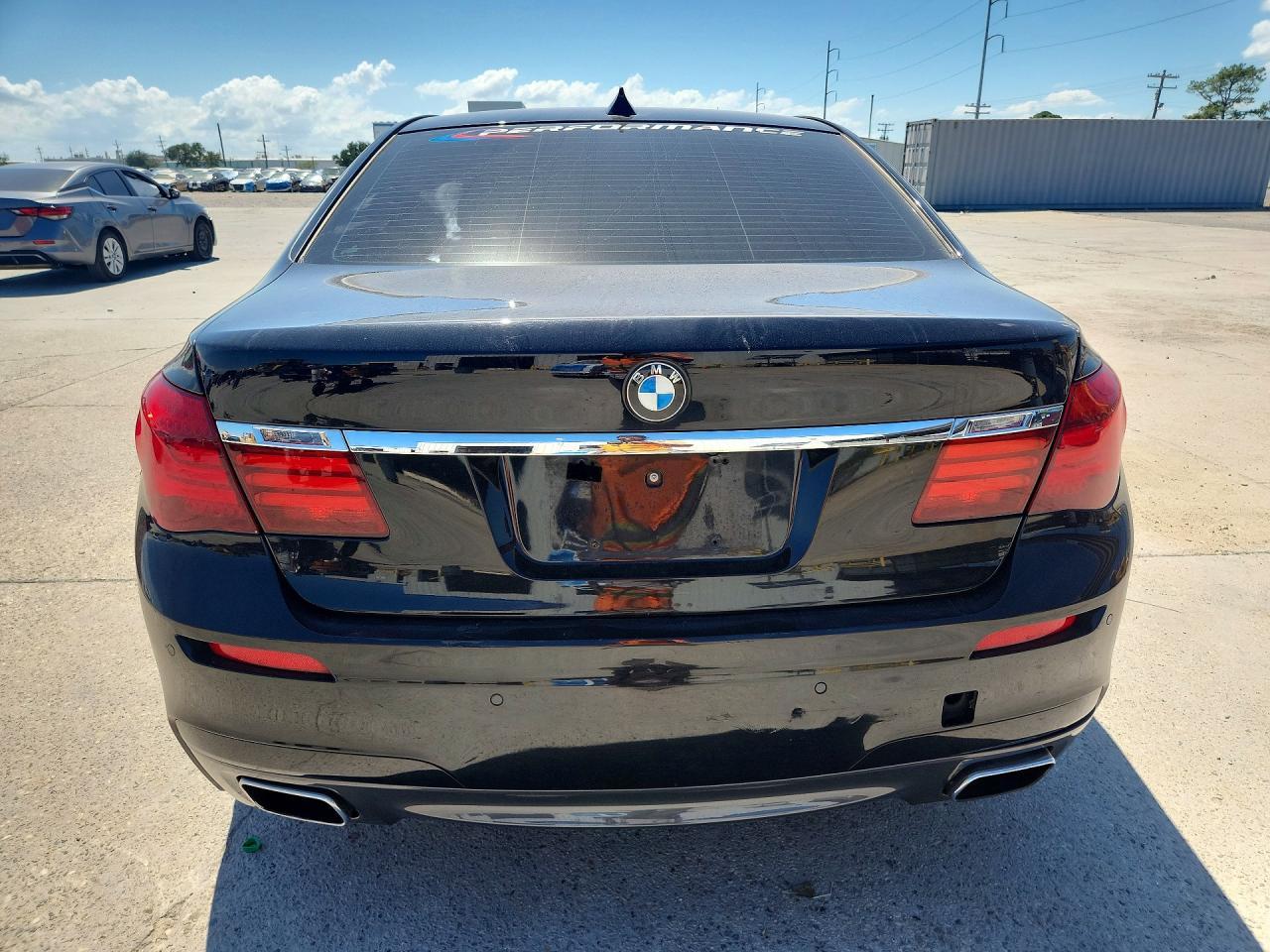 2014 BMW 750 Lxi - Фото 6