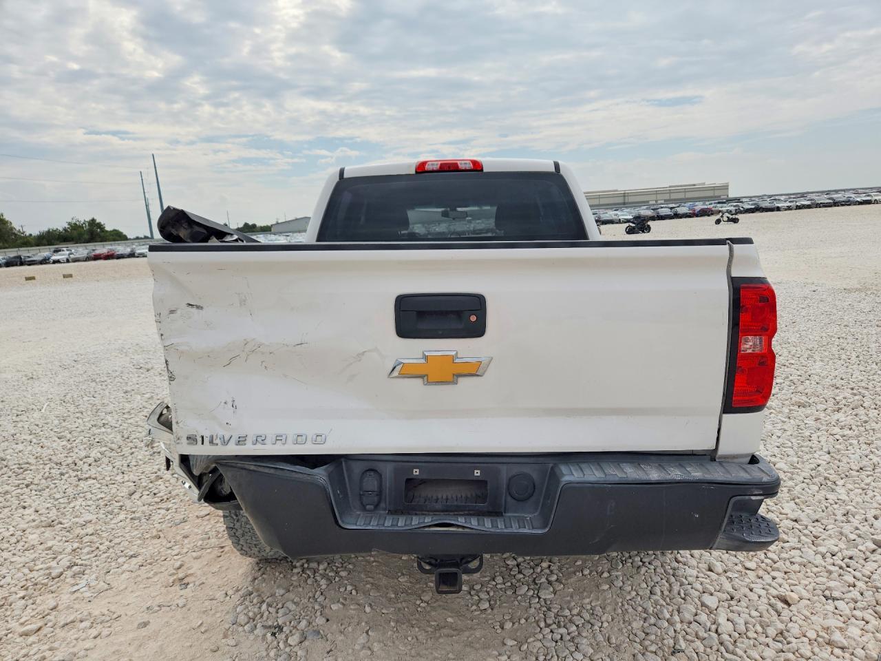 2018 Chevrolet Silverado C1500 - Image 6