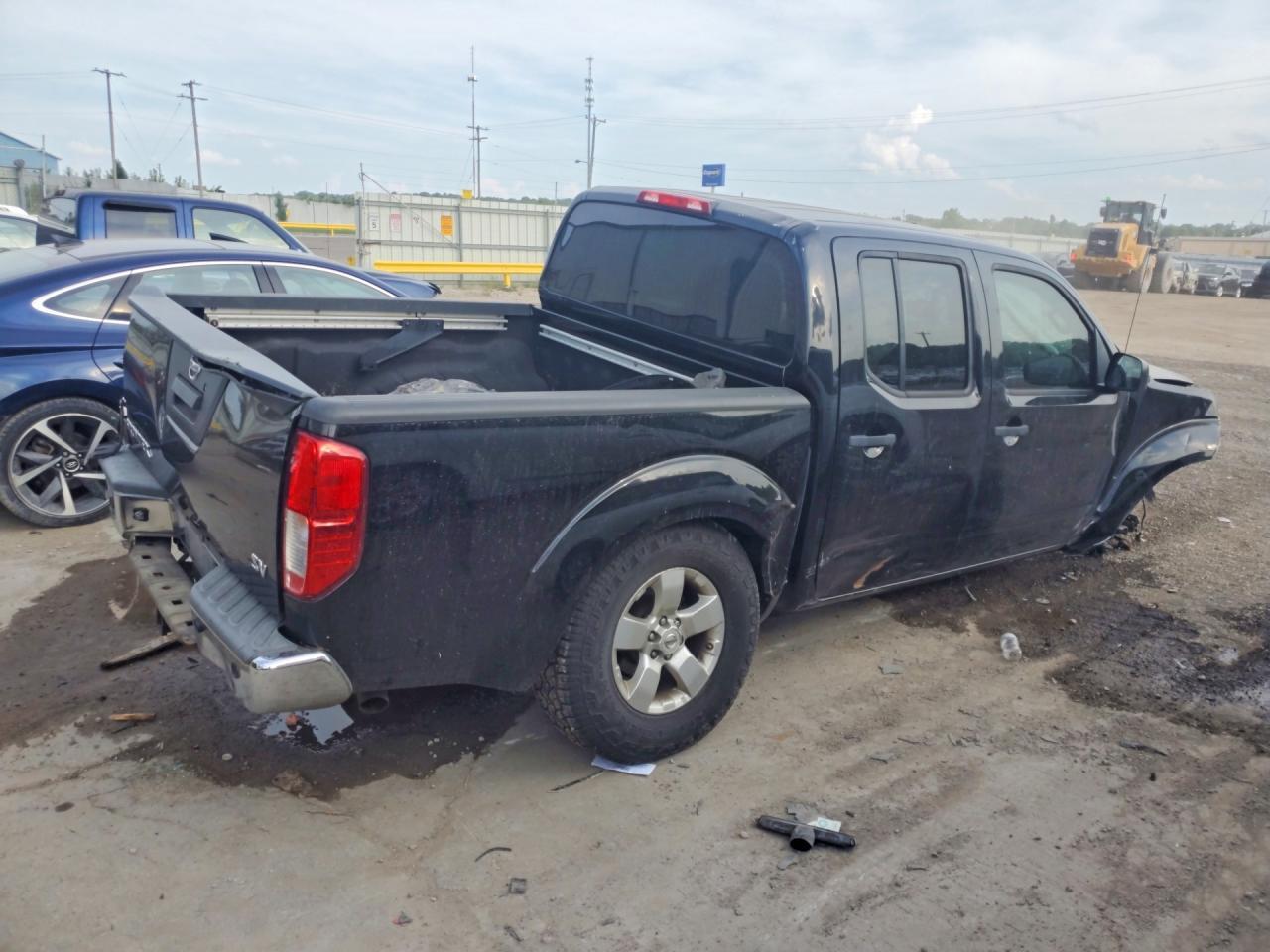 2013 Nissan Frontier S - Фото 3