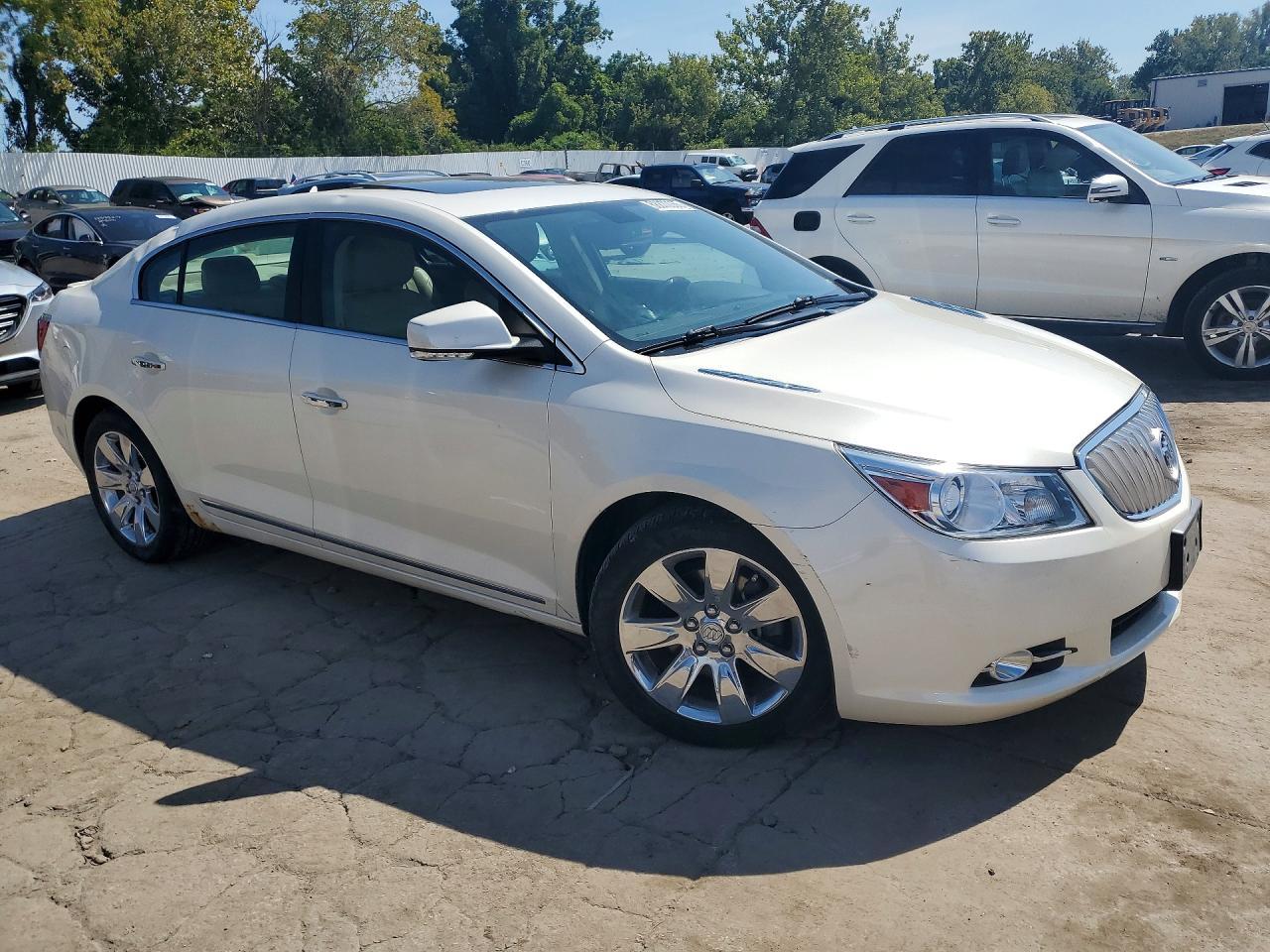 2011 Buick Lacrosse Cxs - Image 4