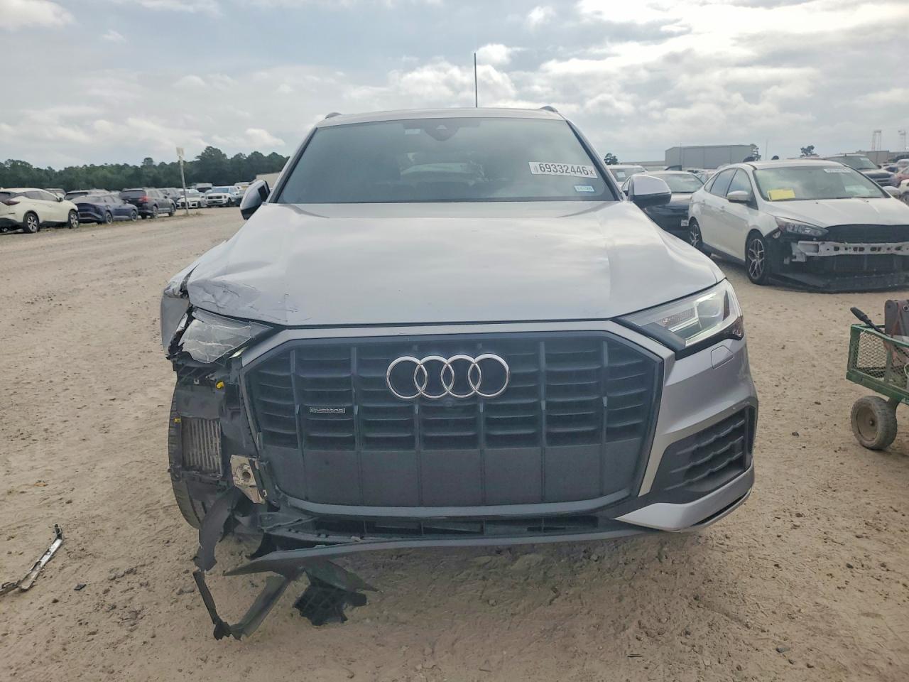 2021 Audi Q7 Premium Plus - Фото 5