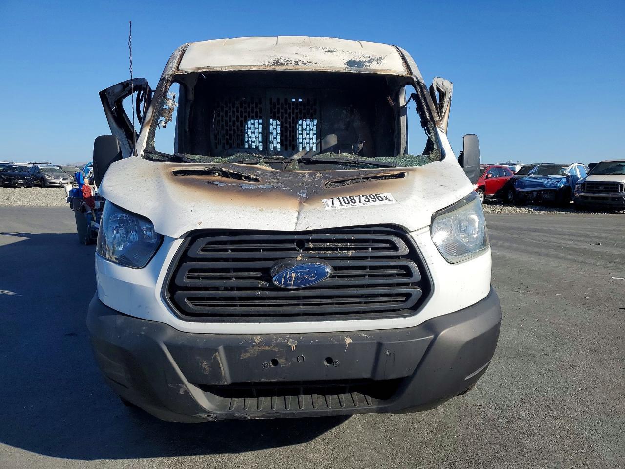 2015 Ford Transit T-250 - Фото 5