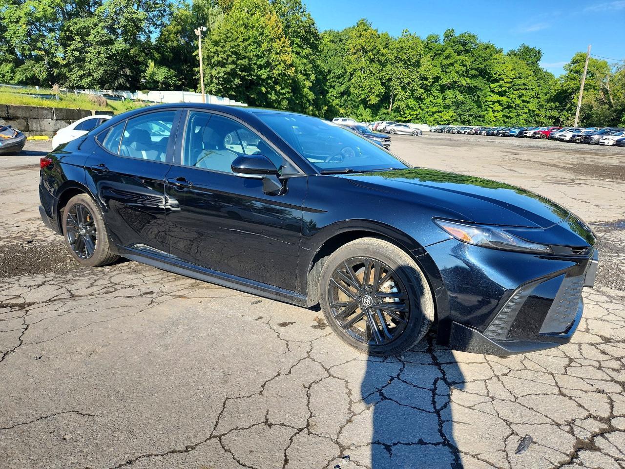 2025 Toyota Camry Se - Фото 4