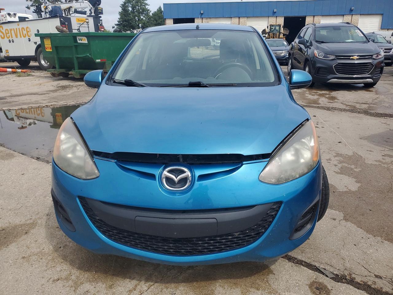 2011 Mazda Mazda2 - Image 5