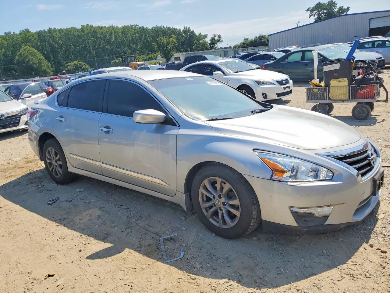 2015 Nissan Altima 2.5 S - Image 4
