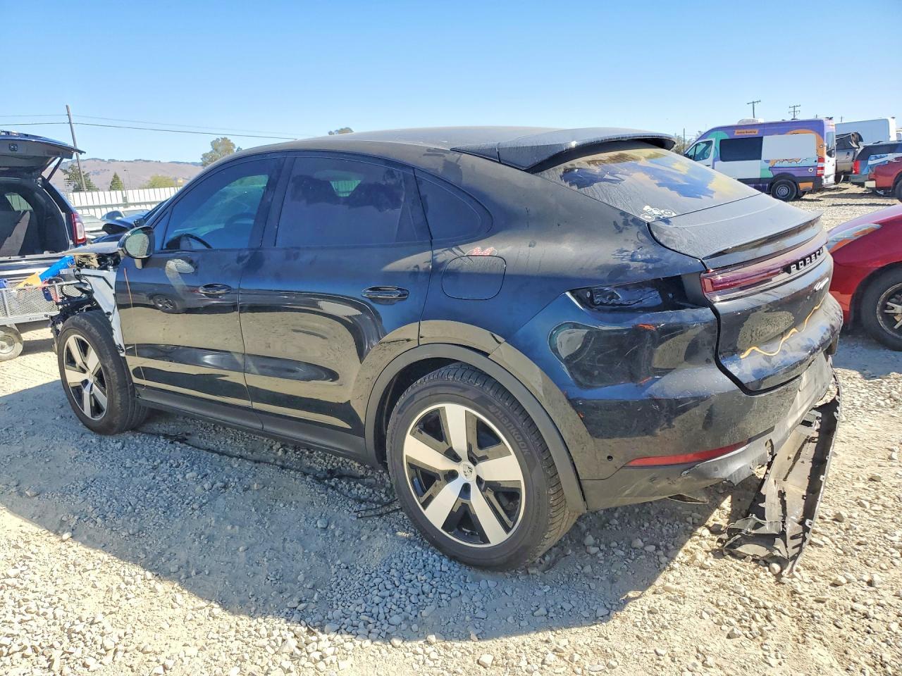 2026 Porsche Cayenne E Hybrid Coupe - Фото 2
