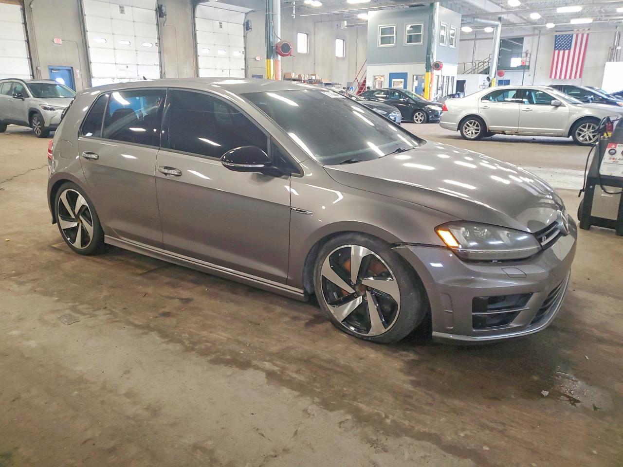 2016 Volkswagen Golf R - Фото 4