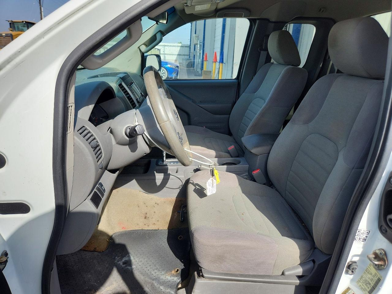 2017 Nissan Frontier S - Фото 7