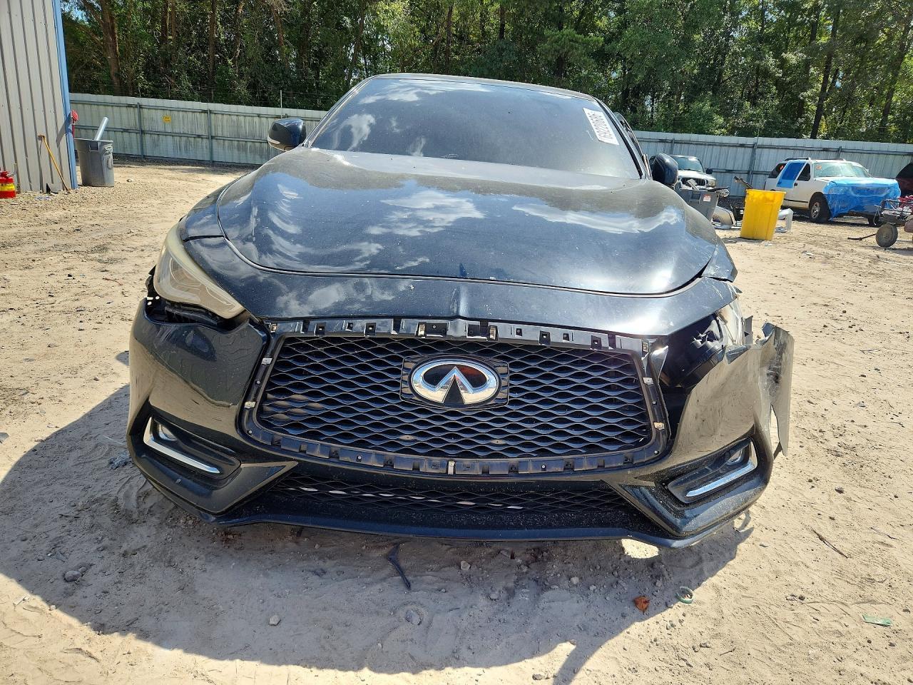 2017 Infiniti Q60 3.0T Premium - Фото 5