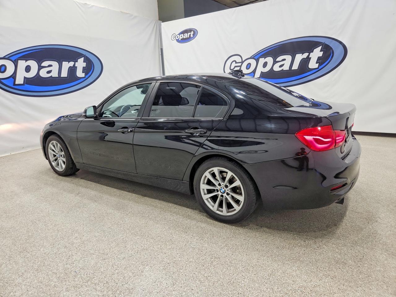 2017 BMW 320 I - Фото 2
